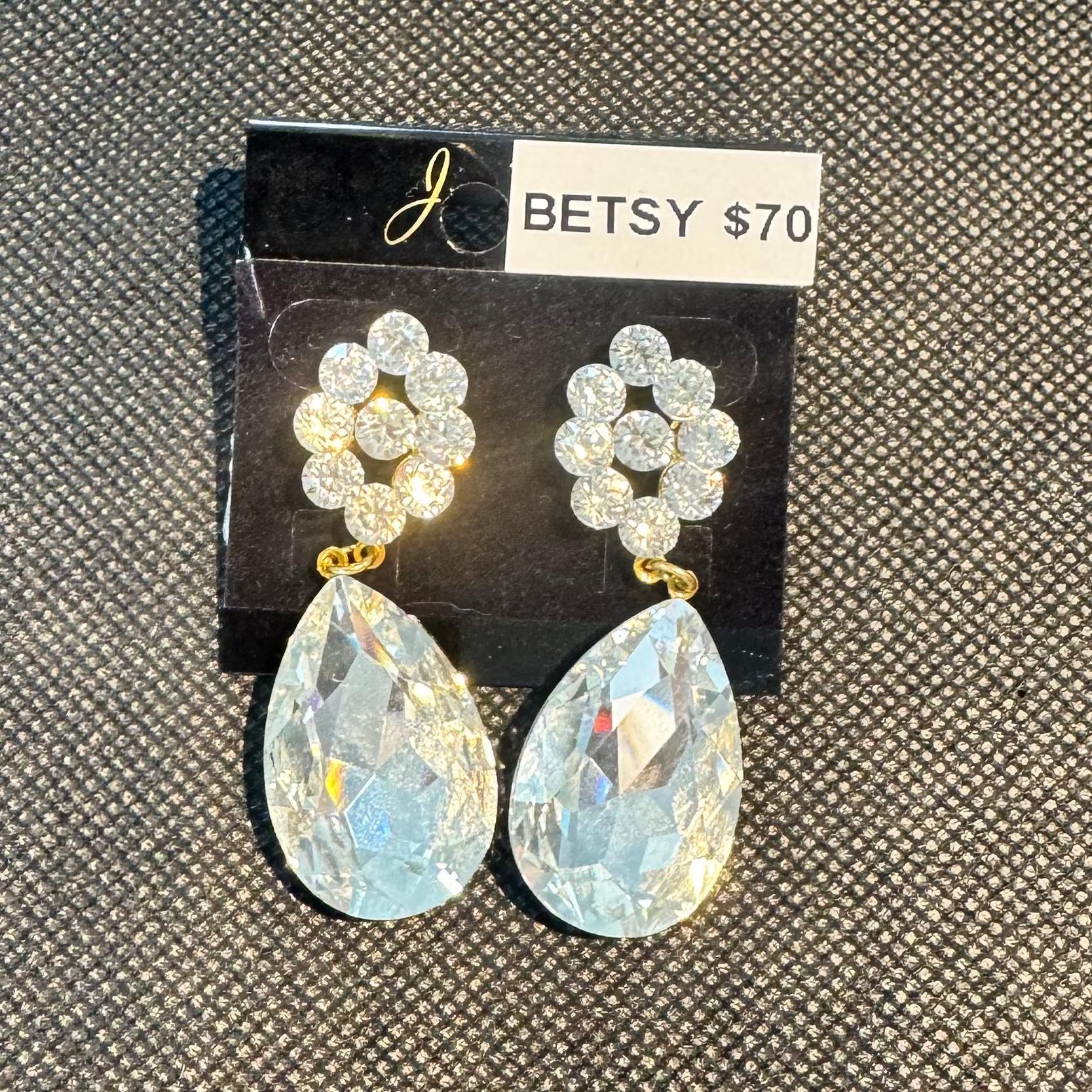 Betsy Earring