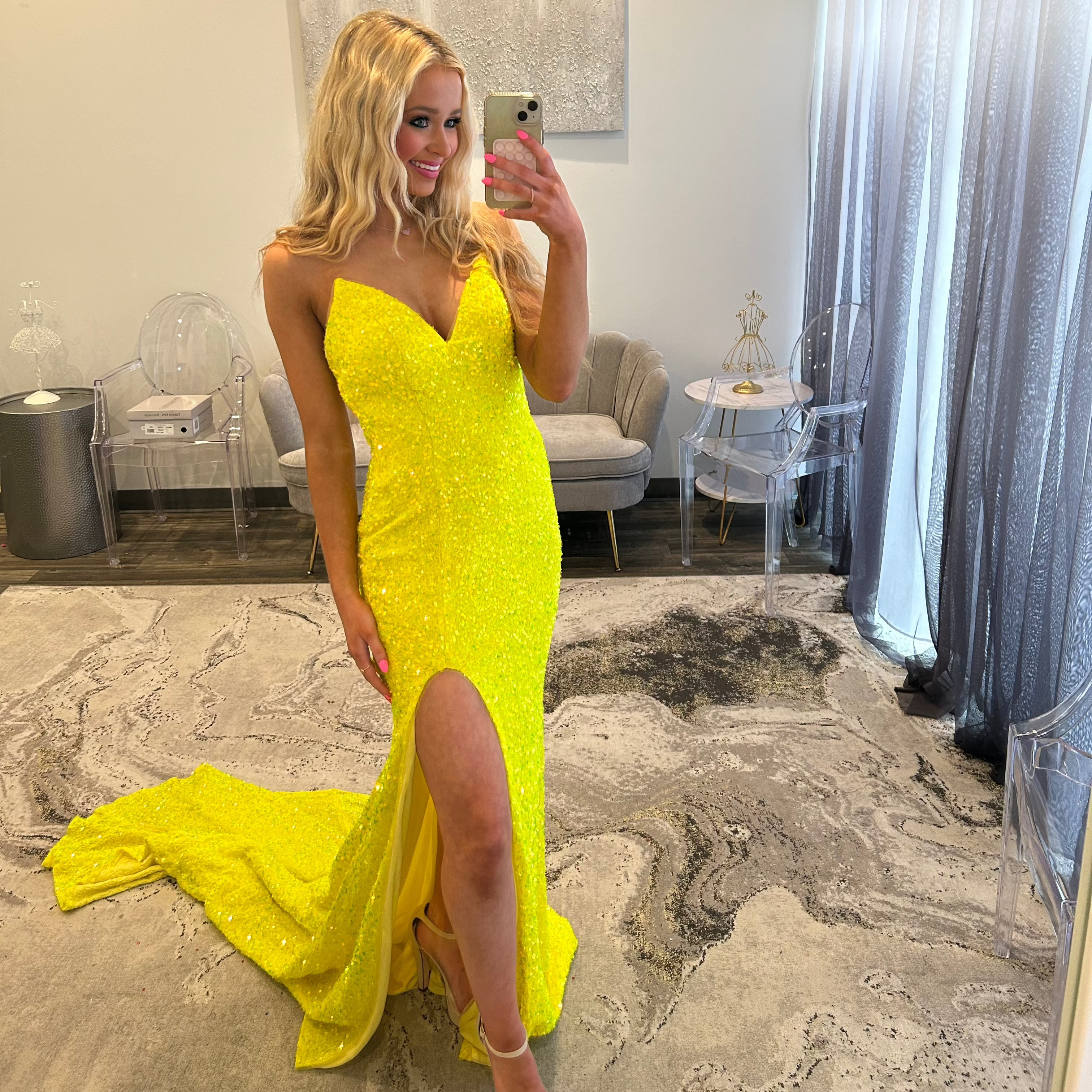 Johnathan Kayne 2529 Lemon Yellow 