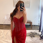 JoycesTPR Portia and Scarlett PS24850C Red Up Close 