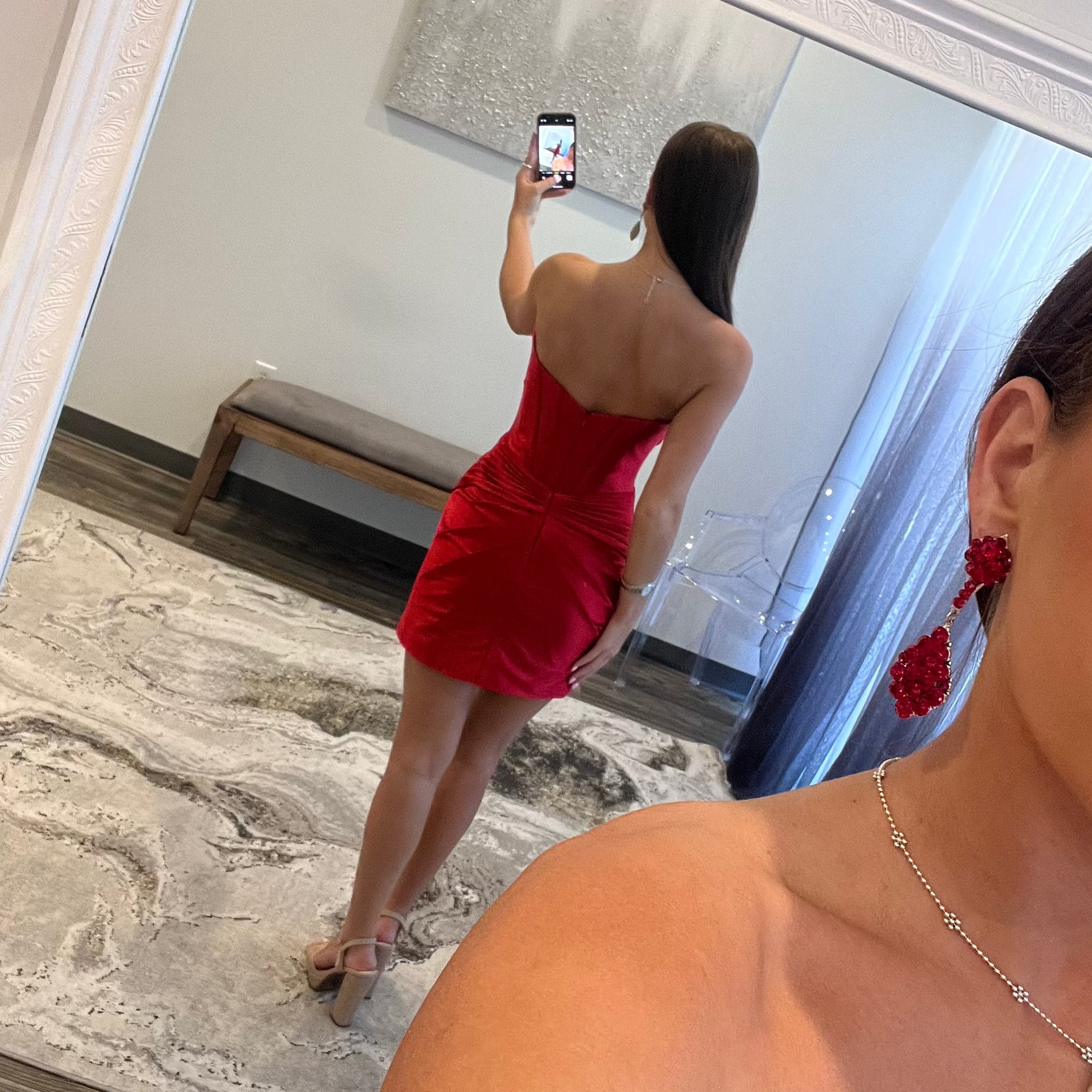 JoycesTPR Sherri Hill 56541 Short Red Back 