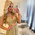 JoycesTPR Sherri Hill 56758 Gold Short Close Up 