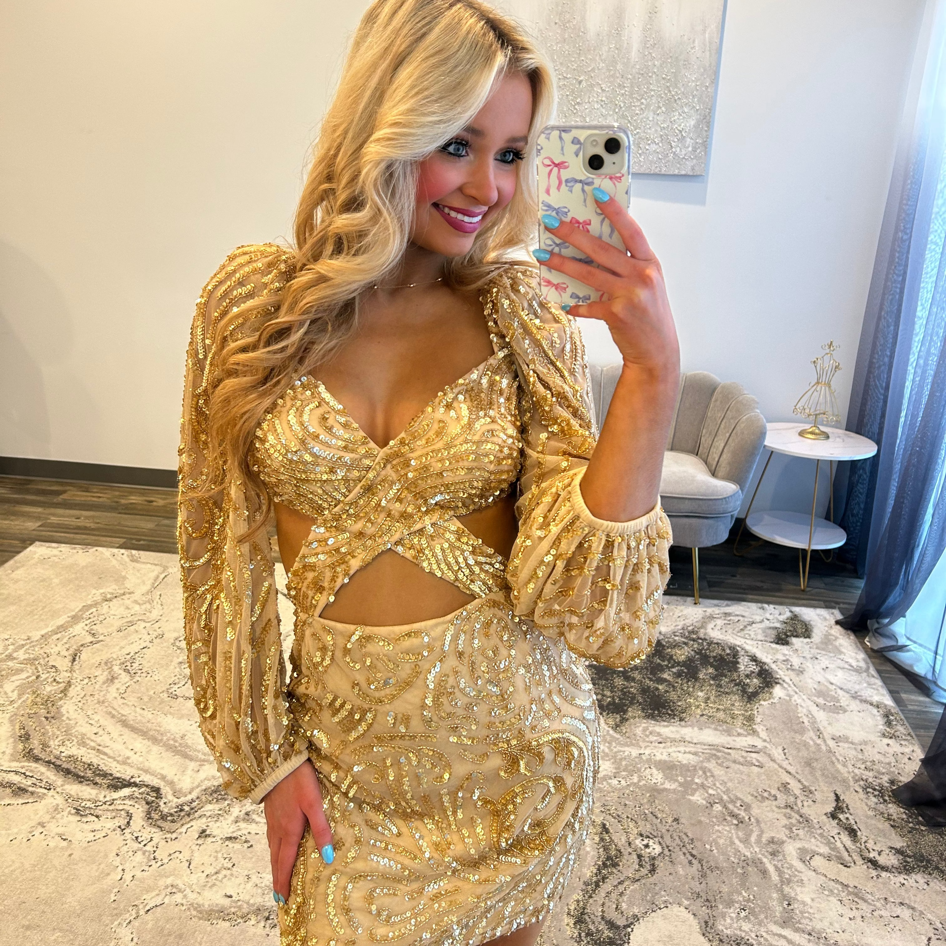 JoycesTPR Sherri Hill 57384 Gold Close