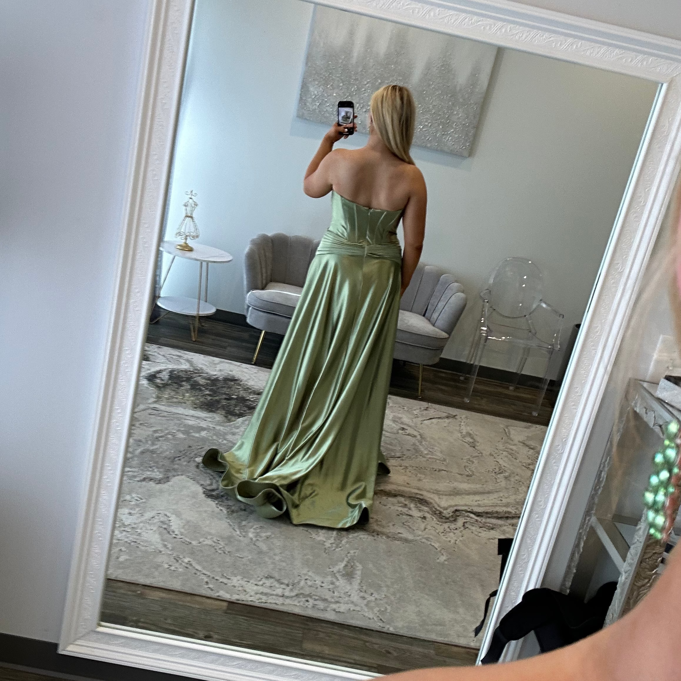 JoycesTPR Sherri Hill 57396 Moss