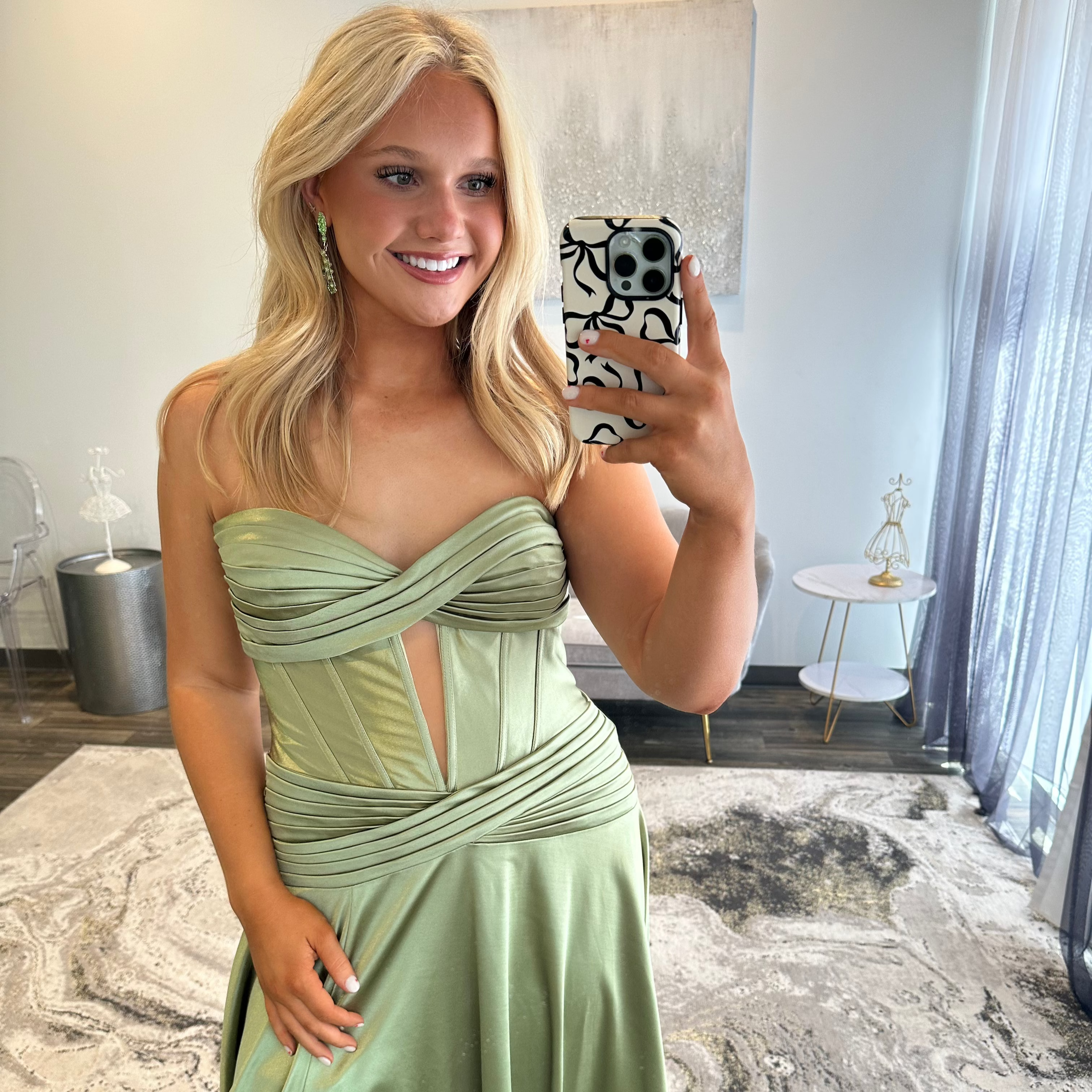 JoycesTPR Sherri Hill 57396 Moss