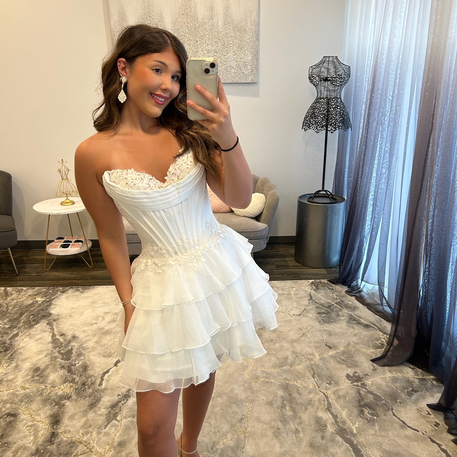 JoycesTPR Sherri Hill 58076 Ivory Close
