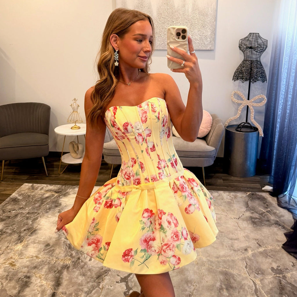 JoycesTPR Sherri Hill 58179 Yellow Print Close