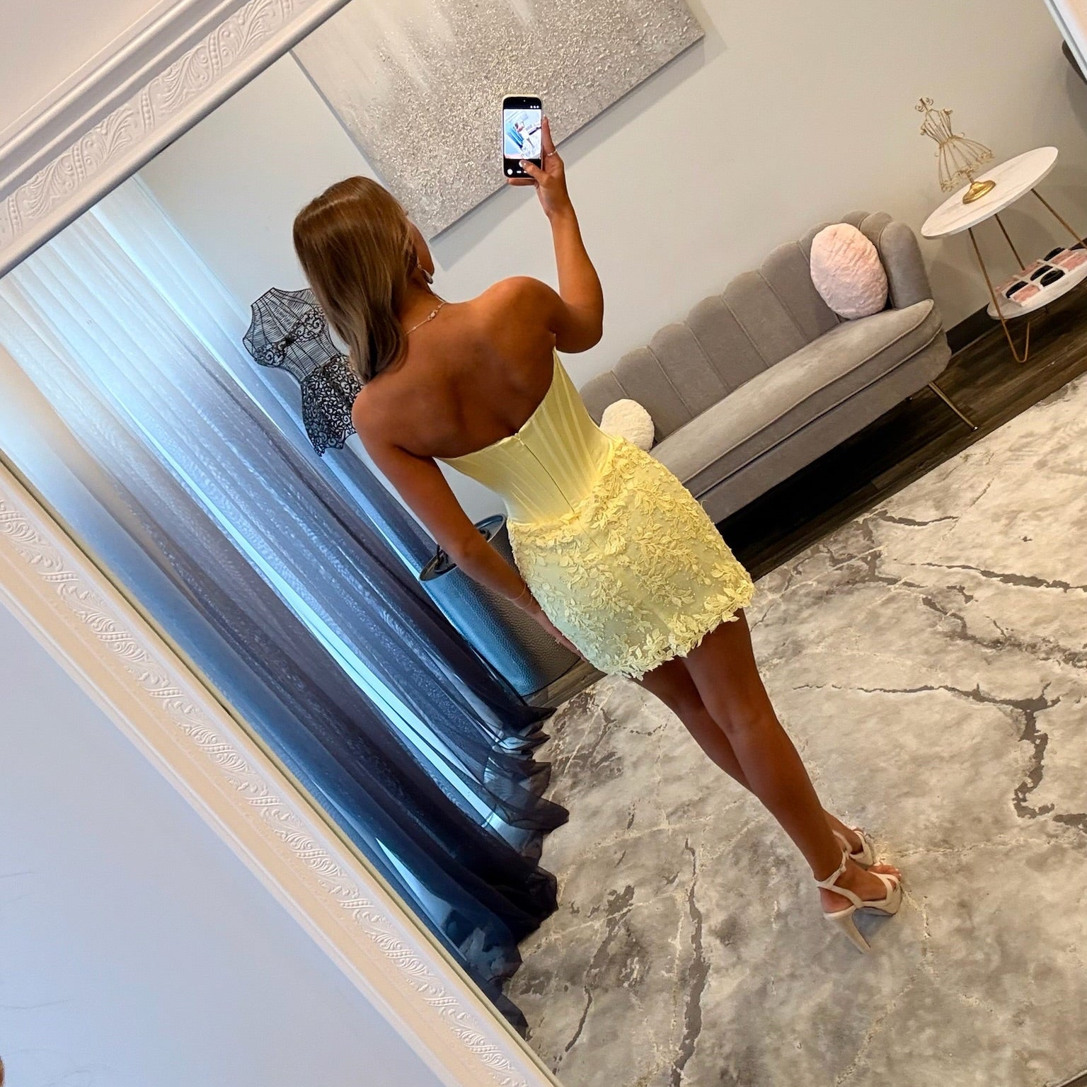 JoycesTPR Sherri Hill 58254 Yellow Close